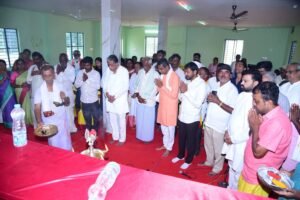 akashabhavanaandashrama.org